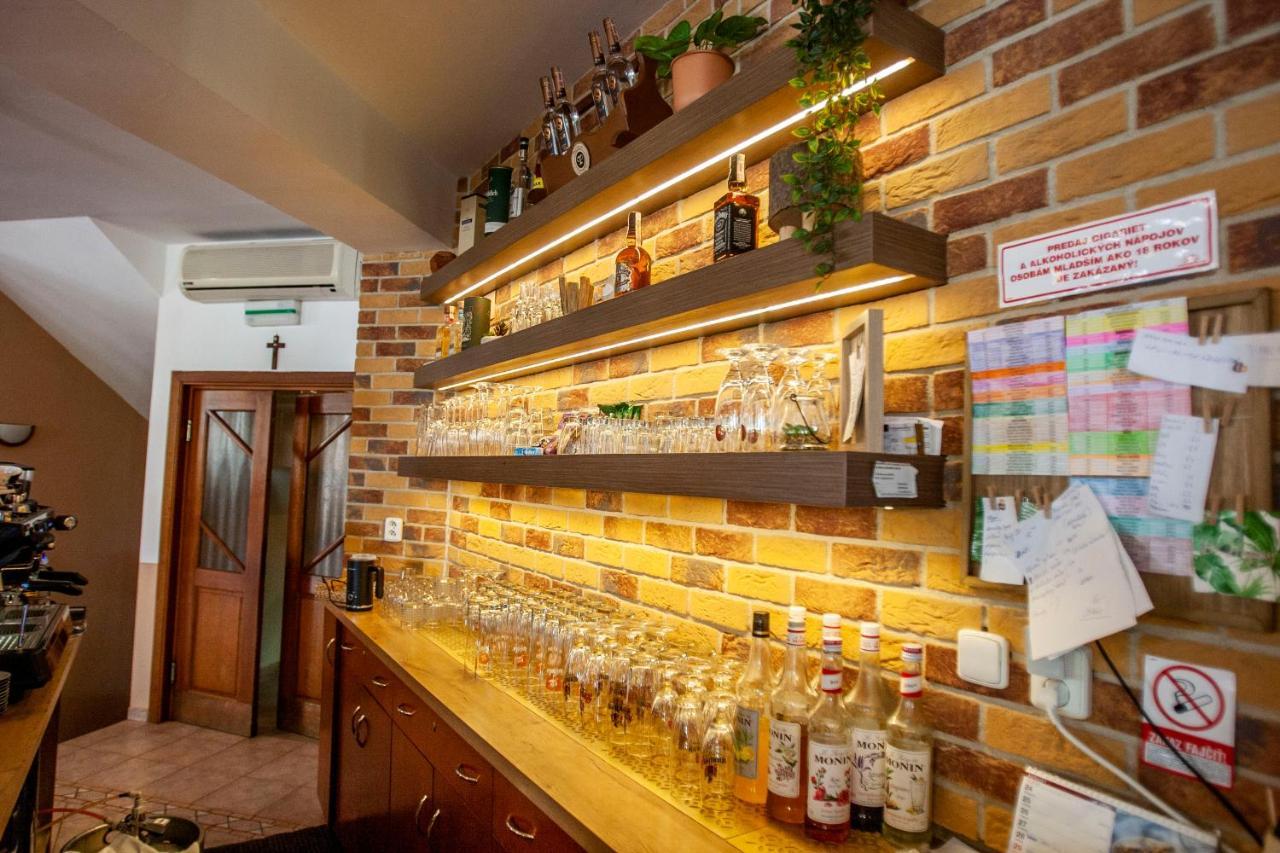 Penzion Tuecsoek Šamorín Εξωτερικό φωτογραφία